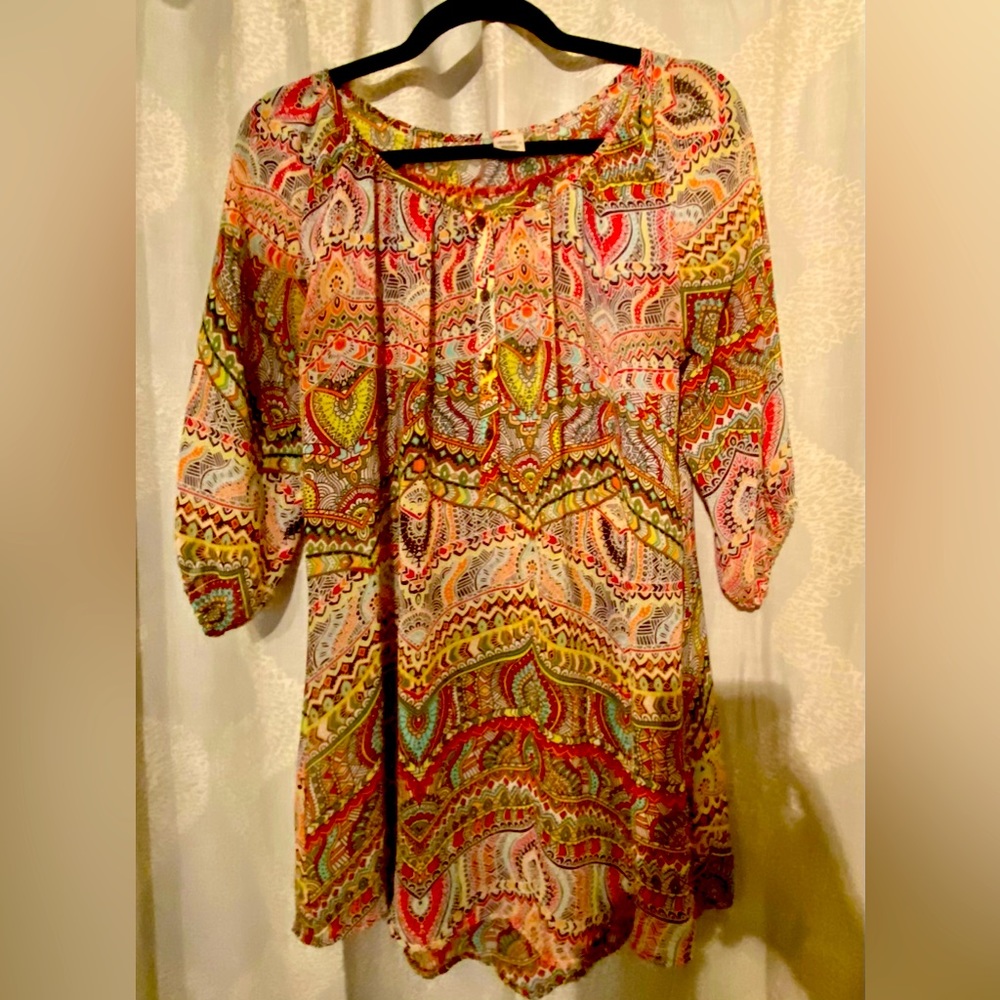 Jockey dress or long shirt. Multicolored. Size small.
